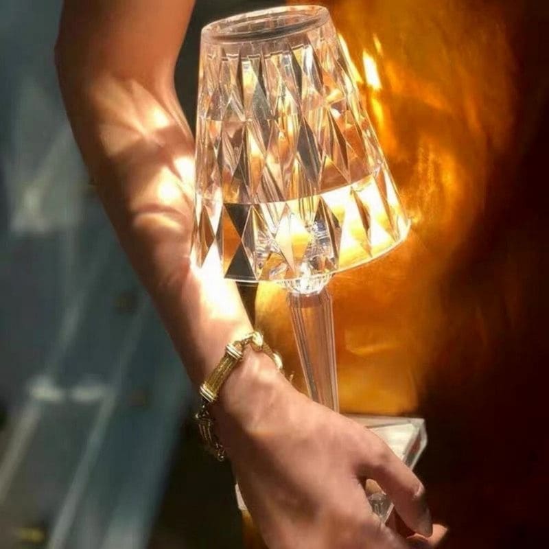 LuxeGlow - Lampe Cristal Élégante pour Salon