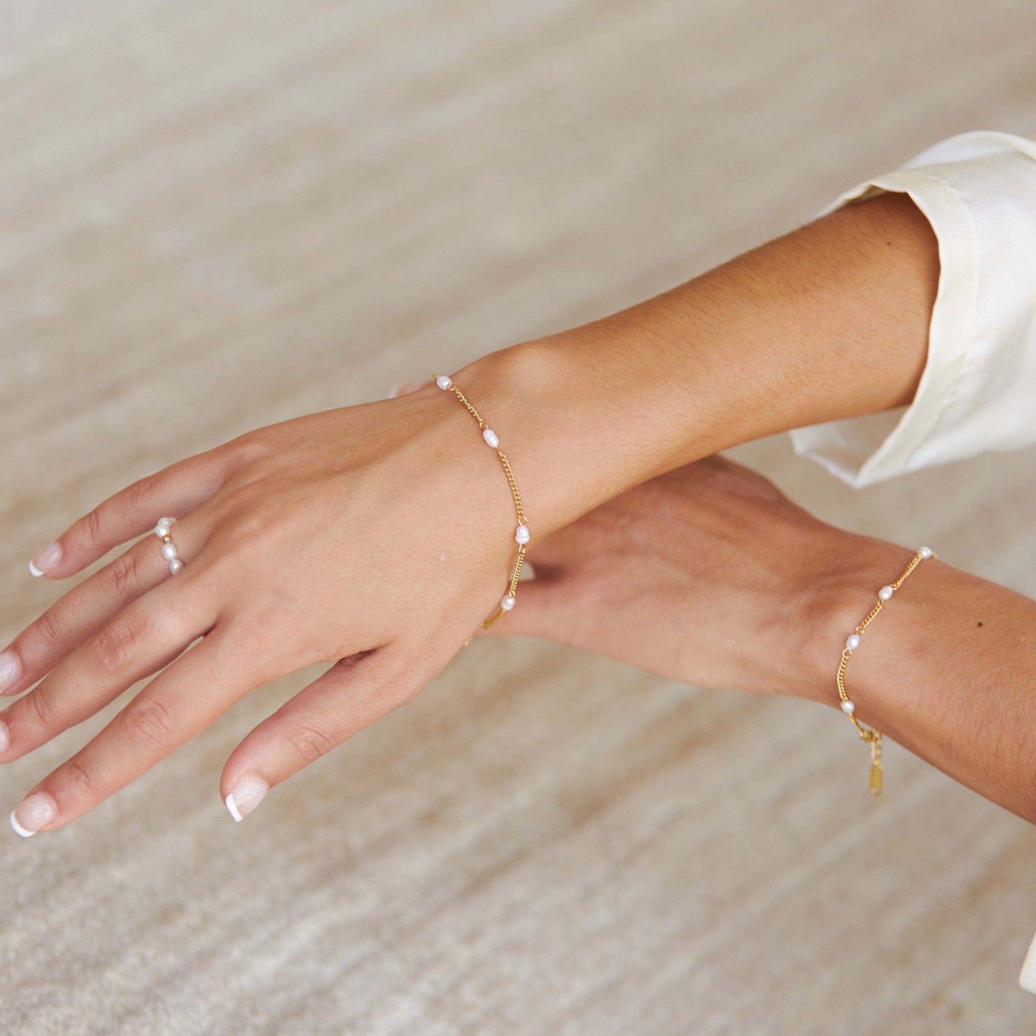 Amara - Bracelet avec perles d'eau douce