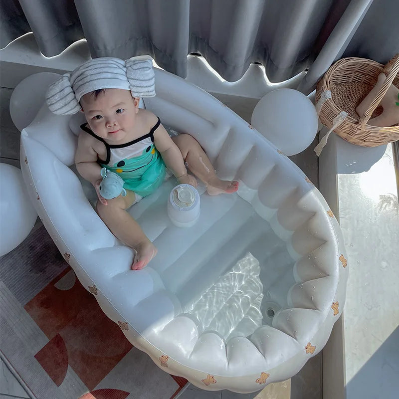 Blow Up Baby Bath - Baignoire Bébé Gonflable pour Intérieur et Extérieur