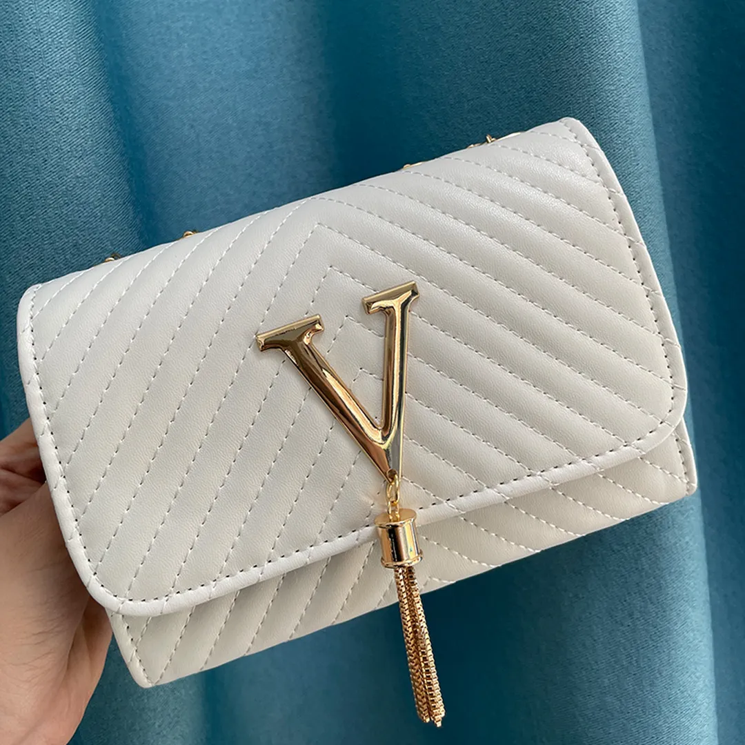 Jannete Luxe Handbag – Élégance Intemporelle