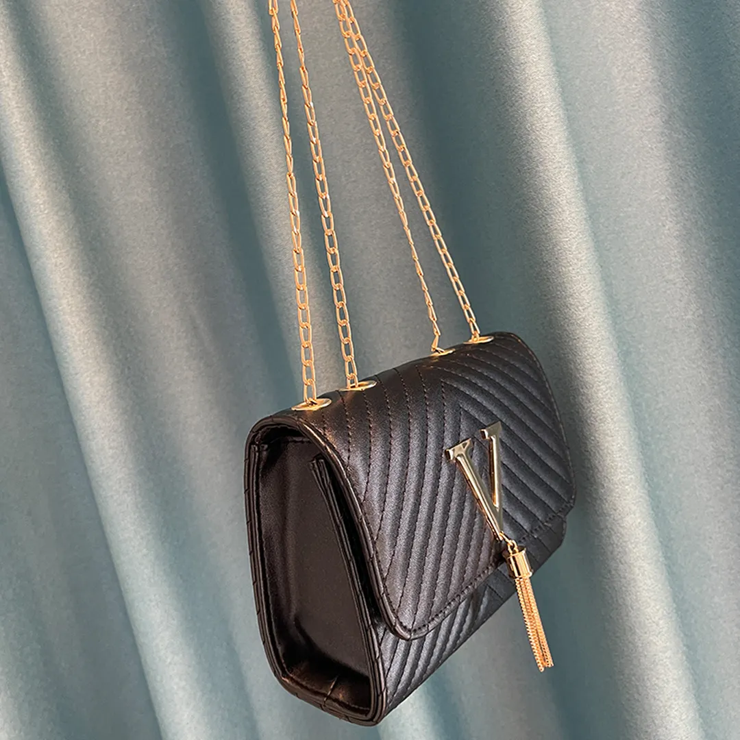 Jannete Luxe Handbag – Élégance Intemporelle