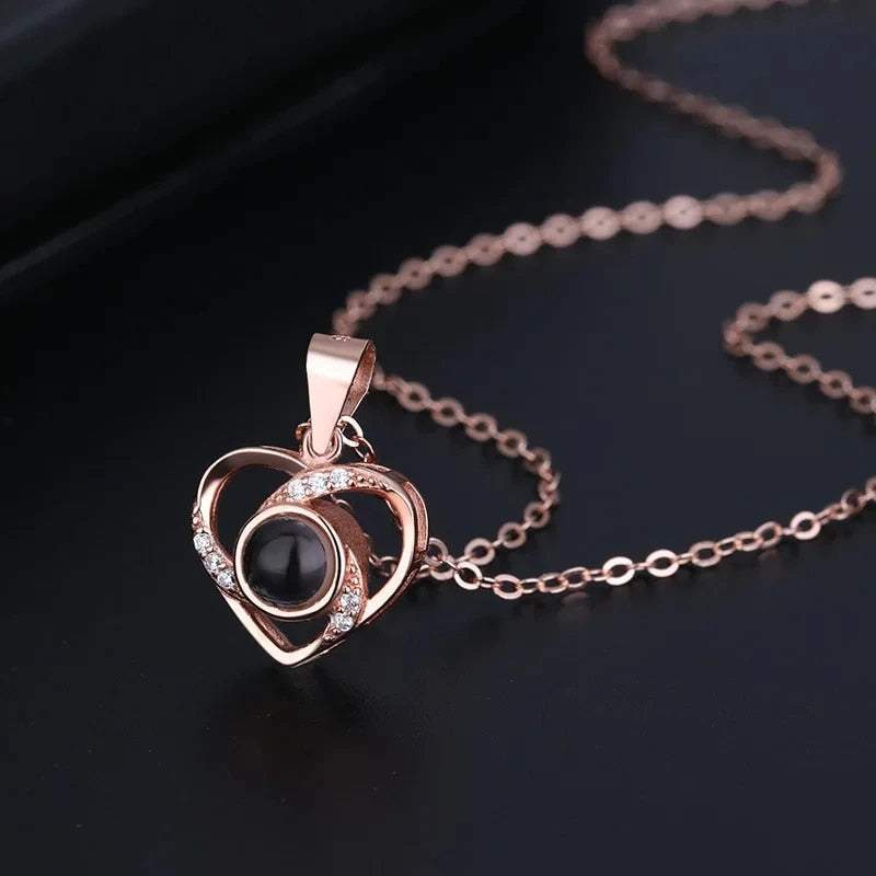 EternalLove - Collier cœur en 100 langues
