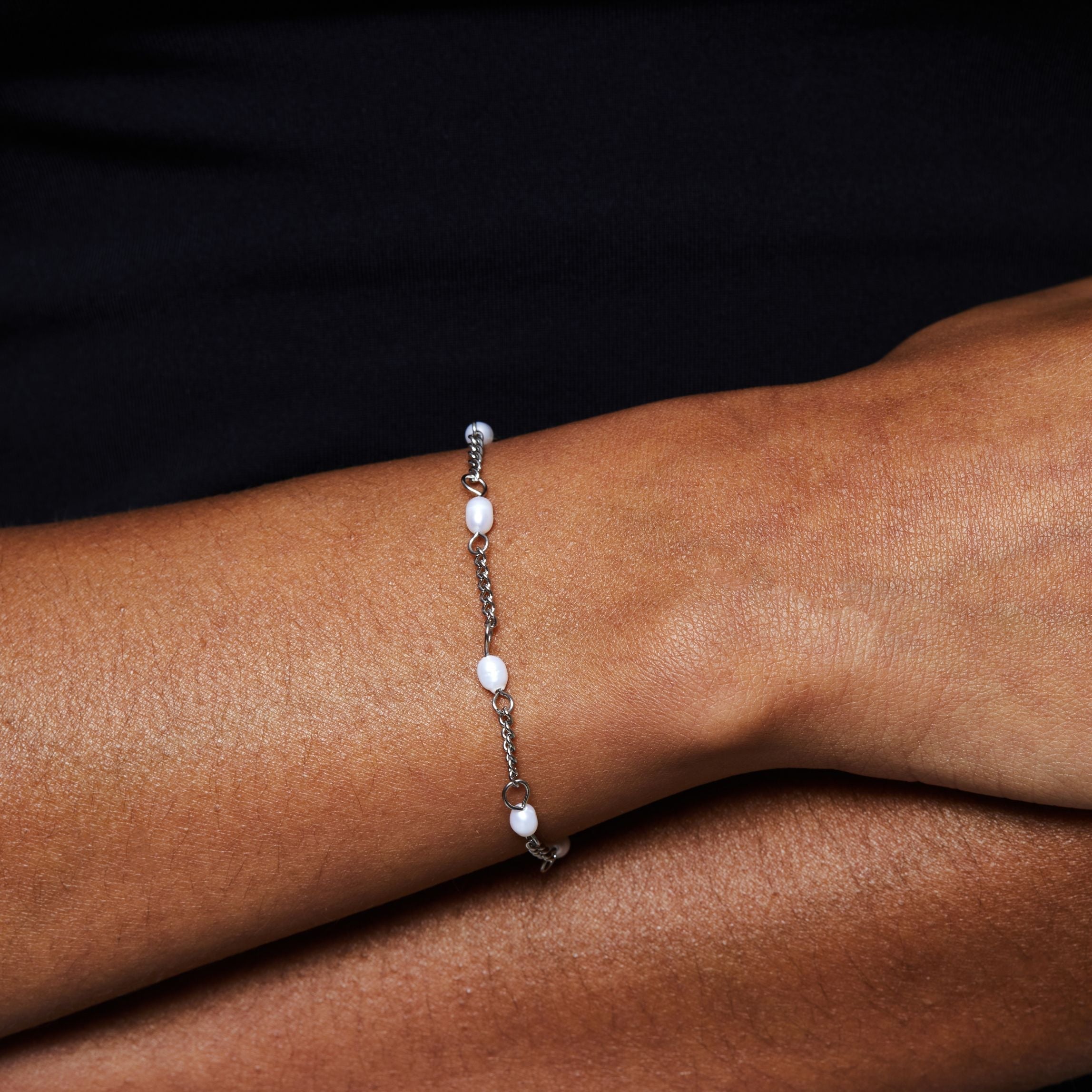 Amara - Bracelet avec perles d'eau douce