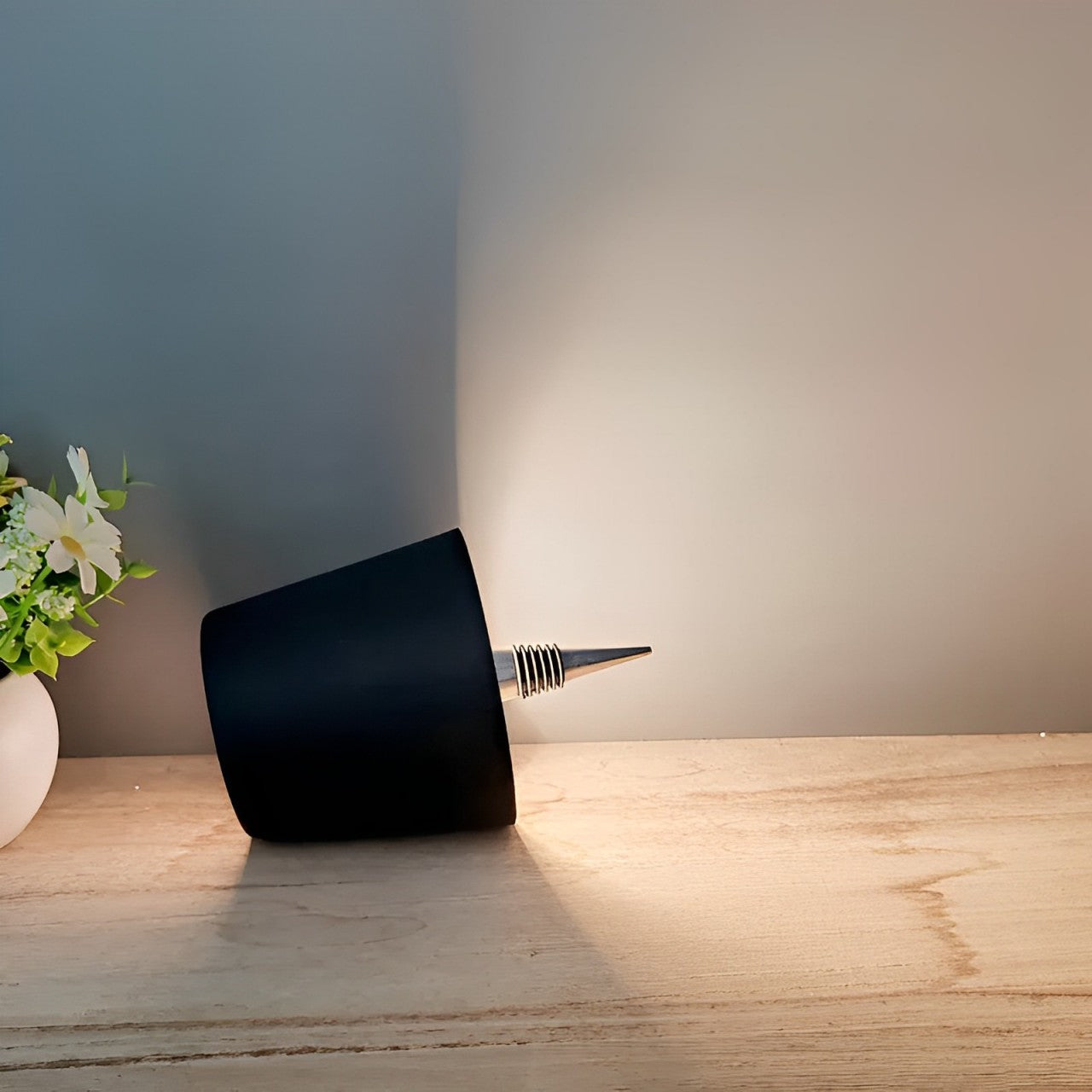 Bottle Lamp Sans Fil - Lampe de table rechargeable en forme de bouteille