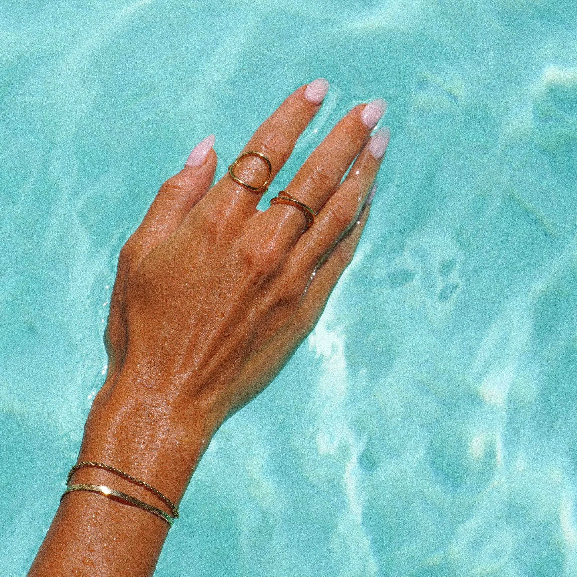 Noa - Bague ovale minimaliste