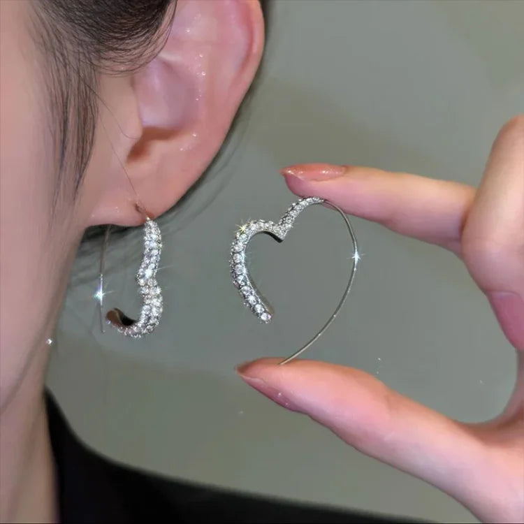 Eliana - Boucles cœur en zircone, glamour et douceur