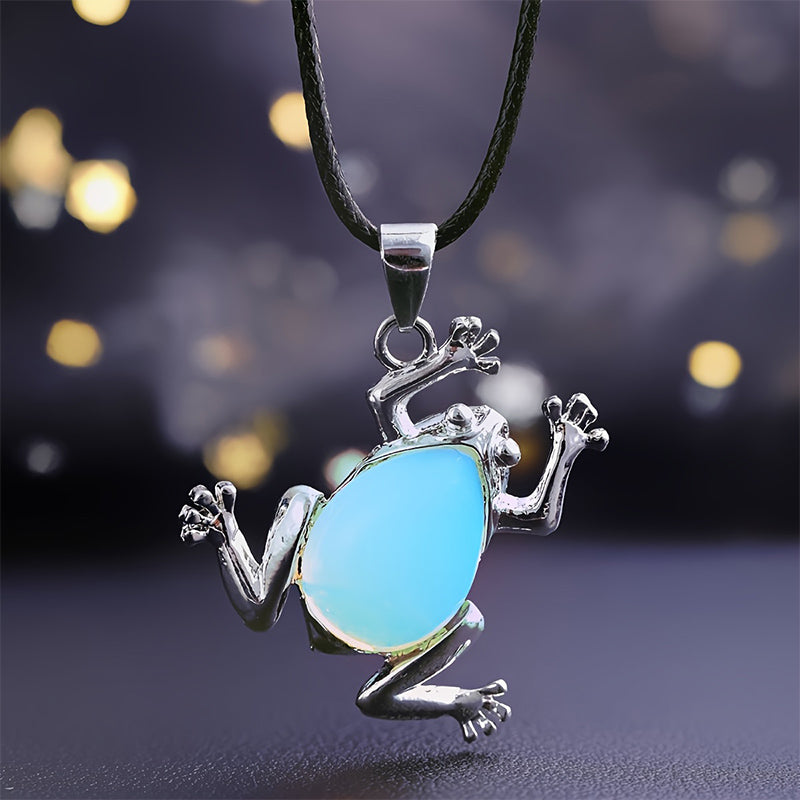 Gaia - Collier méditation en cristaux naturels au design grenouille