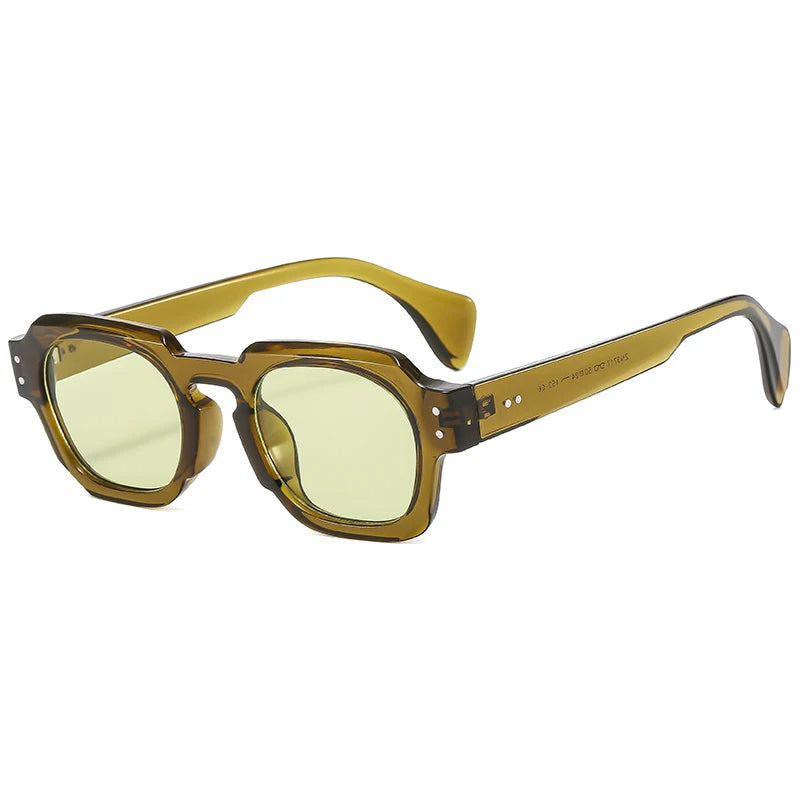RetroChic - Lunettes de Soleil Luxe pour Femmes