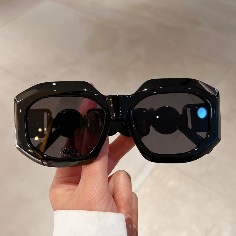 Julia Shades - Lunettes de Soleil Carrées Rétro Chic