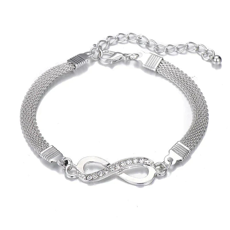Bracelet infinity en argent, élégance intemporelle
