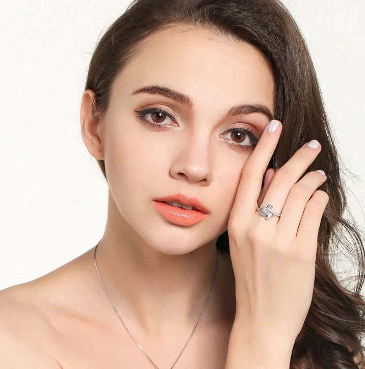 Bague Nœud d'Amour Argent Scintillant - Cadeau Parfait