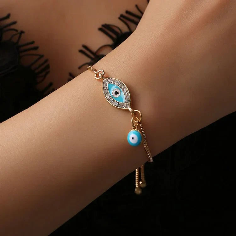 Selene - Bracelet ethnique mauvais œil au style unique