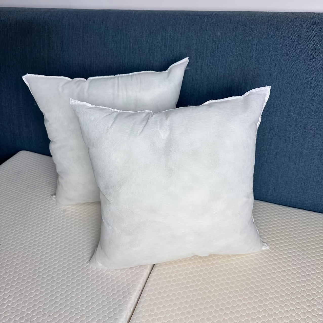 CozyNest Cushions - Coussins de garnissage moelleux pour canapé et lit (lot de 2)
