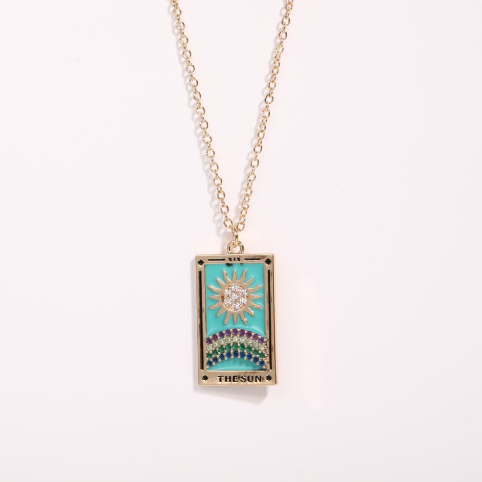 Amara - Collier pendentif tarot doré en zircone