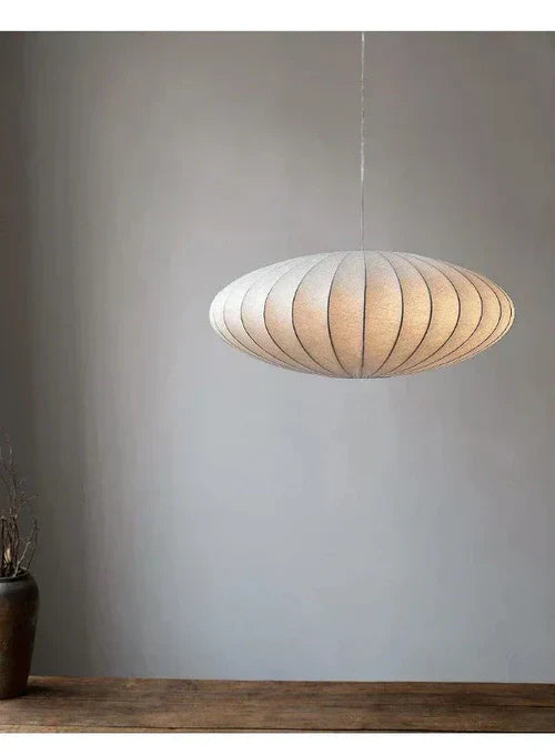 SilkCrown - Luxueuse suspension en soie et cristaux