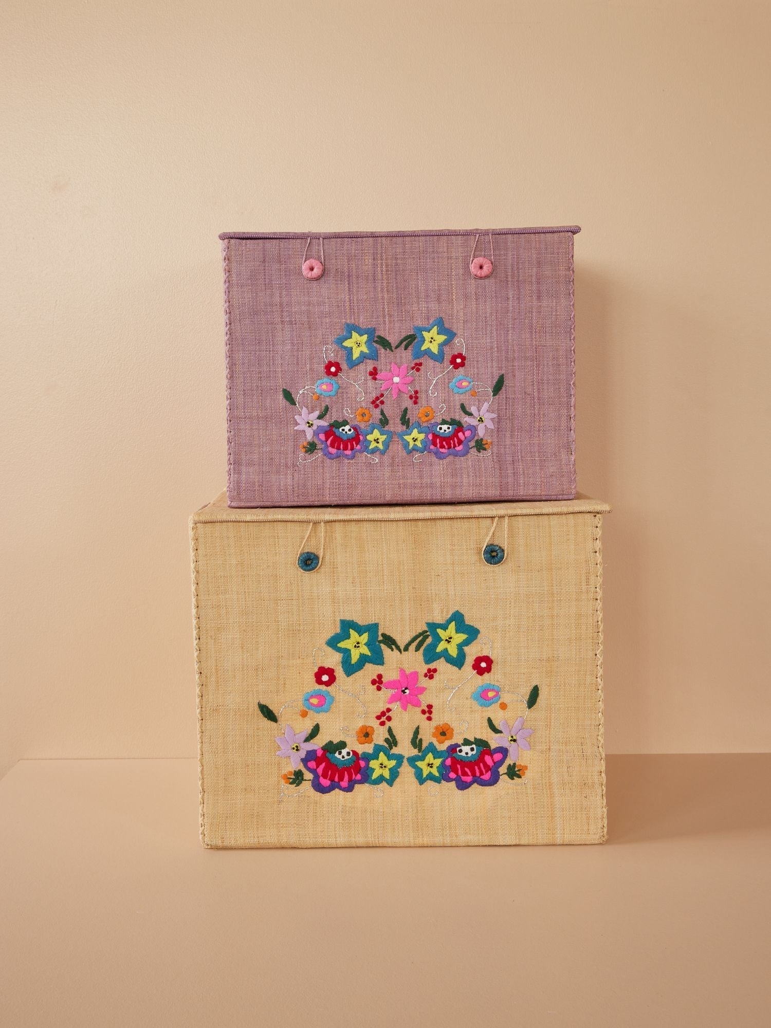 RaffiaChic - Panier de rangement artisanal en raphia naturel