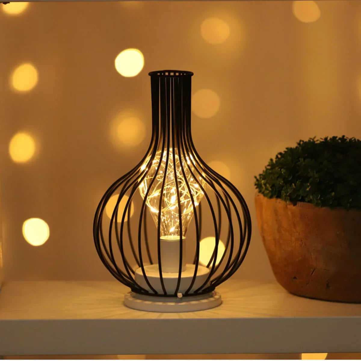 EleganceGlow - Lampe de Table Stylée Réglable