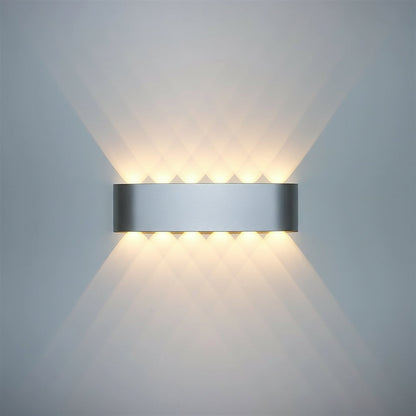 Applique Murale Extérieur LED Minimaliste Étanche avec Design Élégant | Idéale pour Intérieur et Extérieur 10