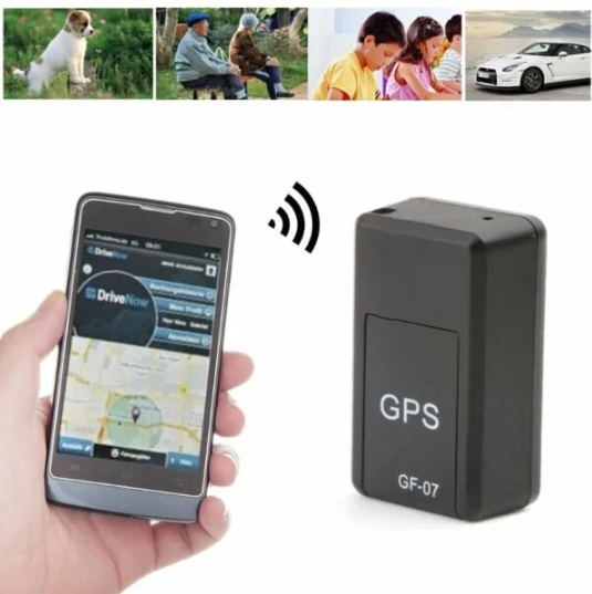 AstraTrack | Discret Traceur GPS Voiture Sans Abonnement Compact 7