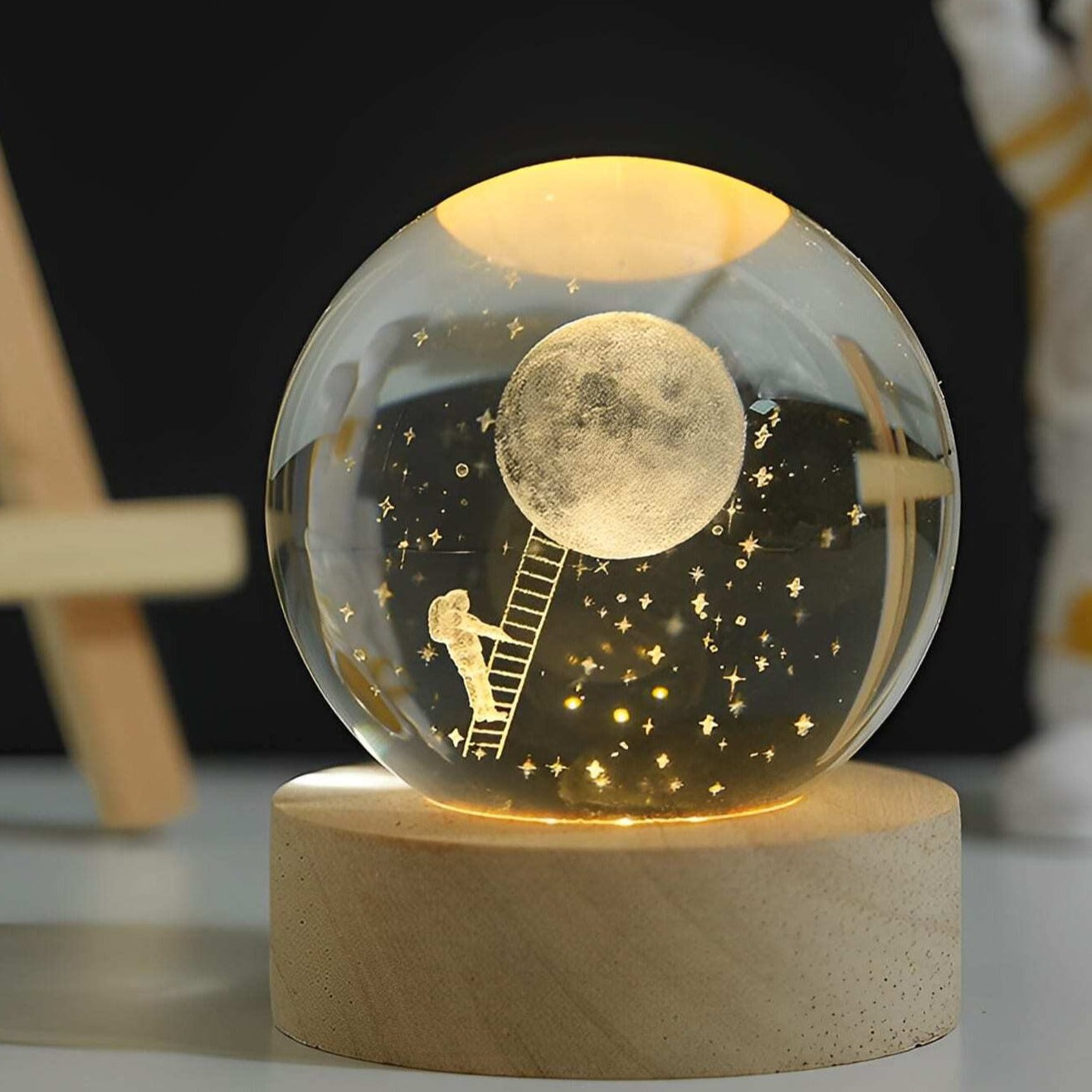 Boule de Cristal Lumineuse | Décoration d'Intérieur avec Gravure 3D | Ambiance Envoûtante pour Votre Maison 9