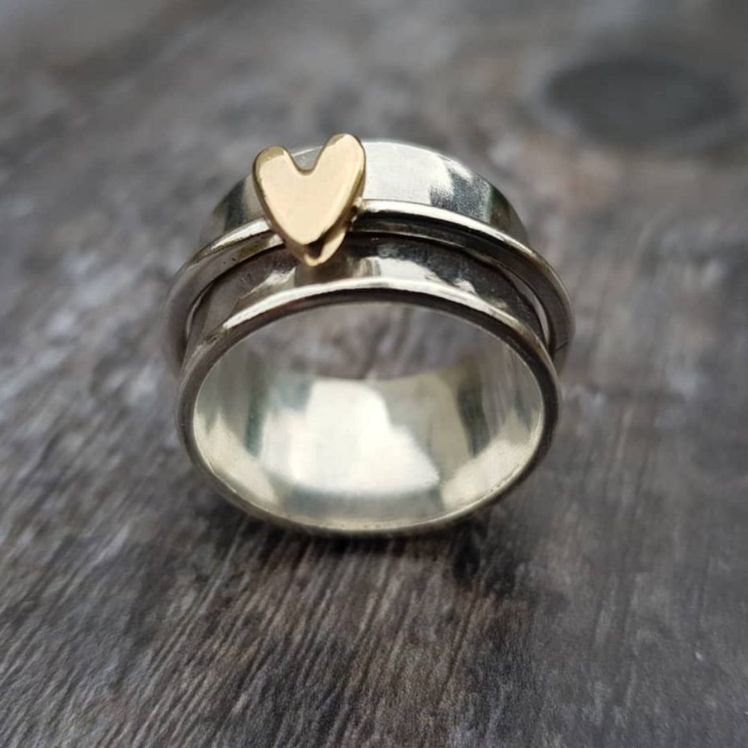 Auryn - Bague vintage en argent ornée d'un cœur doré
