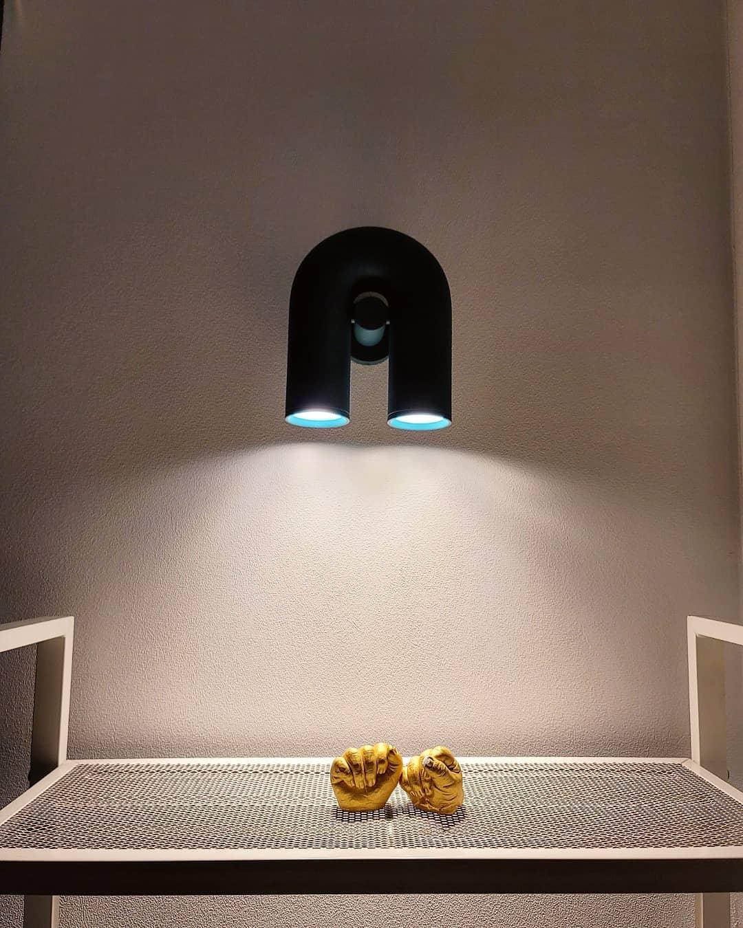 Cirqua – Éclairage Ludique à Modules en Forme de U