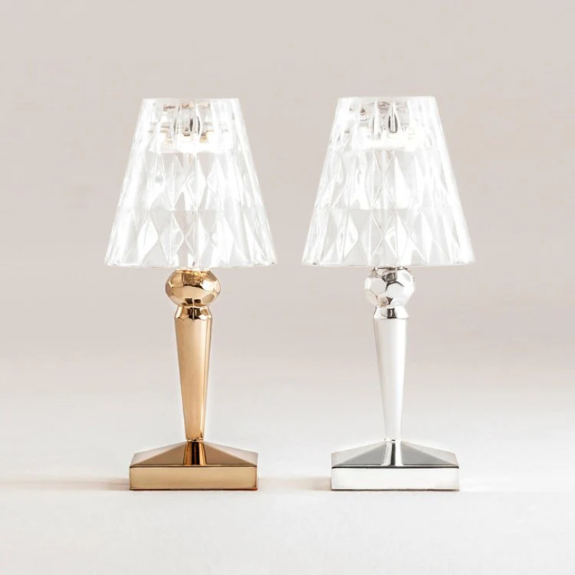 CristalÉclat | Élégante Lampe de Table en Cristal Chic Transparent 6