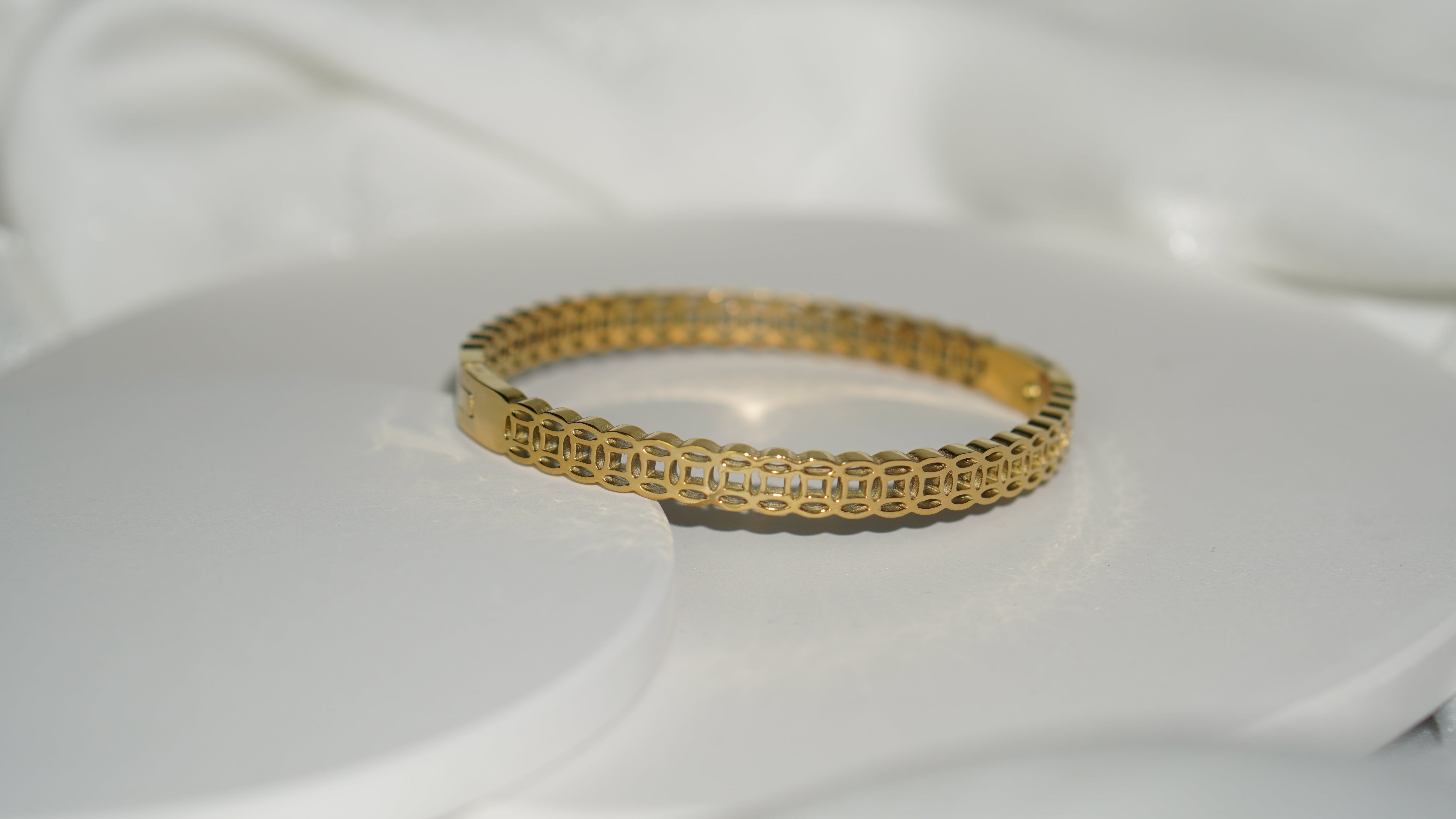 WealthMagnet - Bracelet de luxe pour le succès