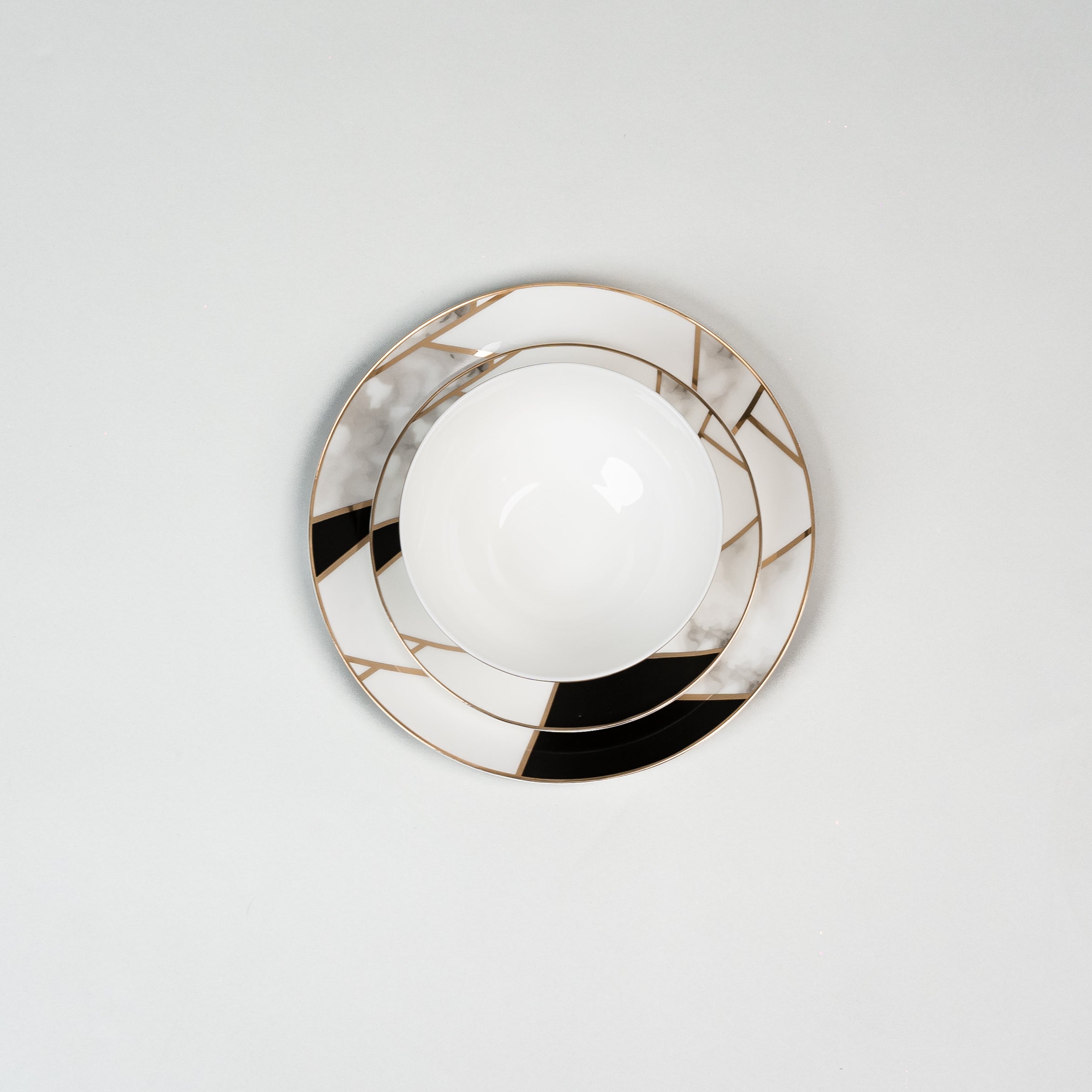Luminoir Transform - Service de table 12 pièces en porcelaine marbre noir et or