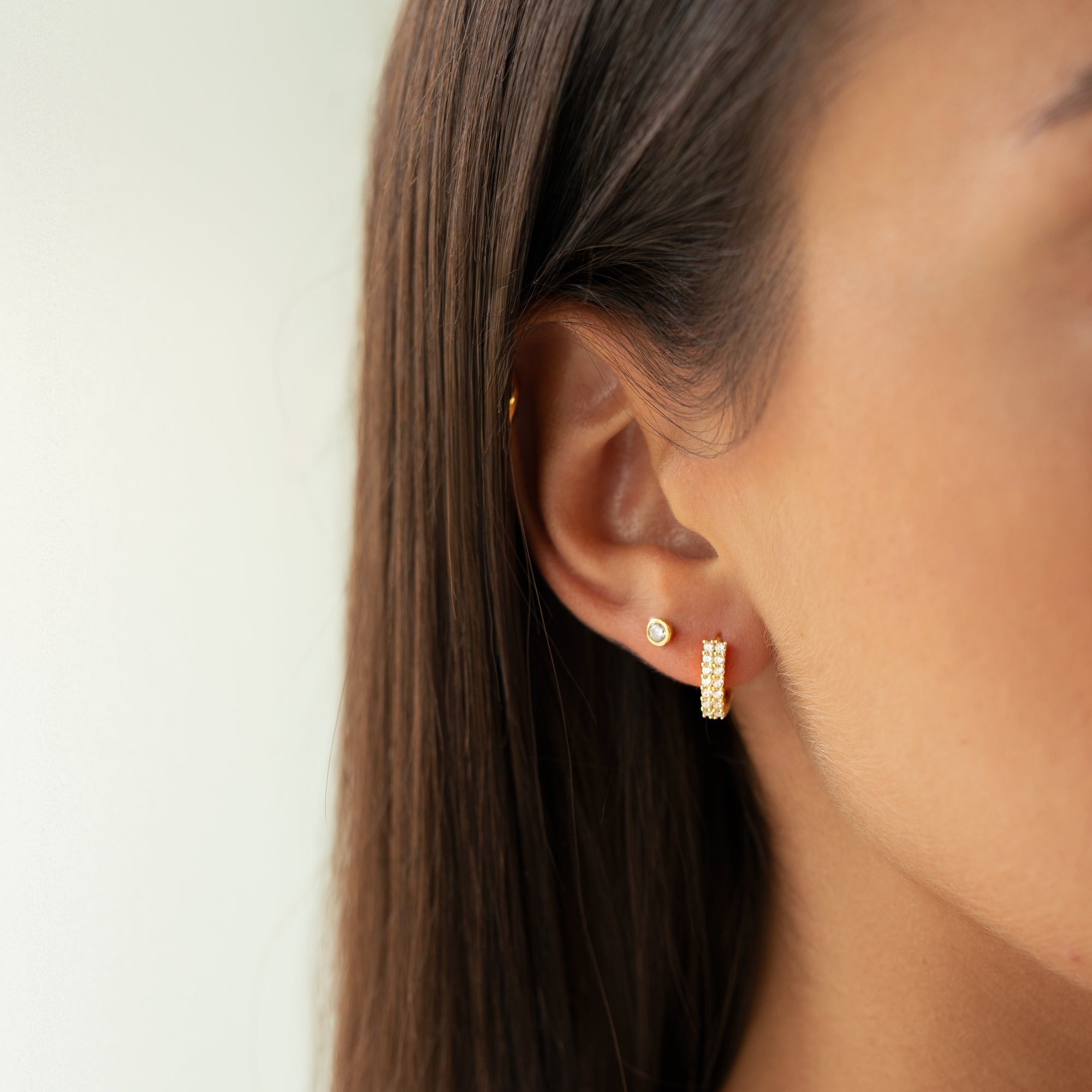 Amira - Boucles cercle en zircone, argent 925 compact et chic