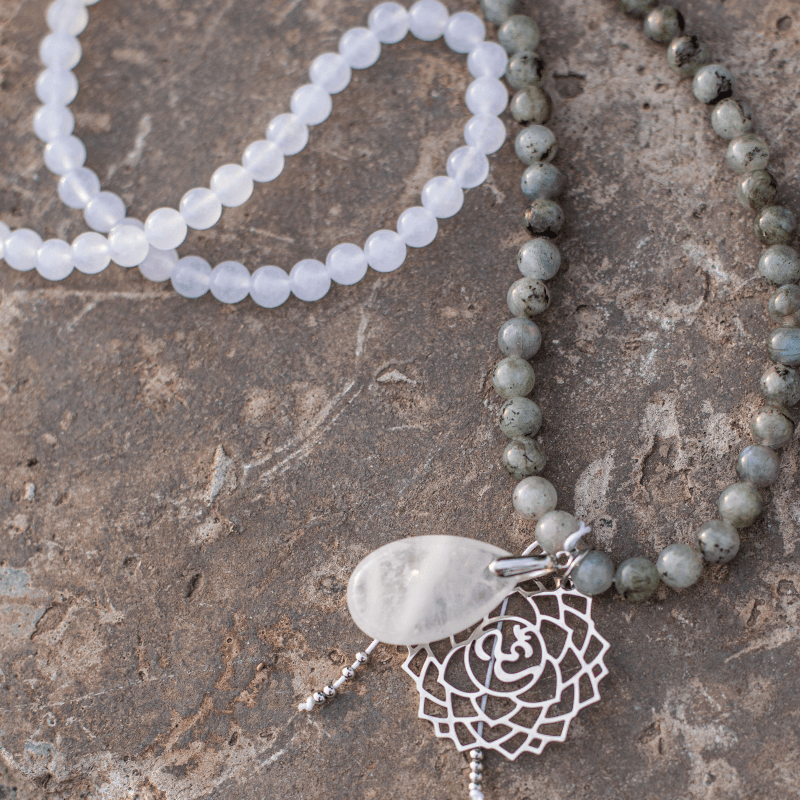 Seraphine Mala – Labradorite, Jade & Améthyste