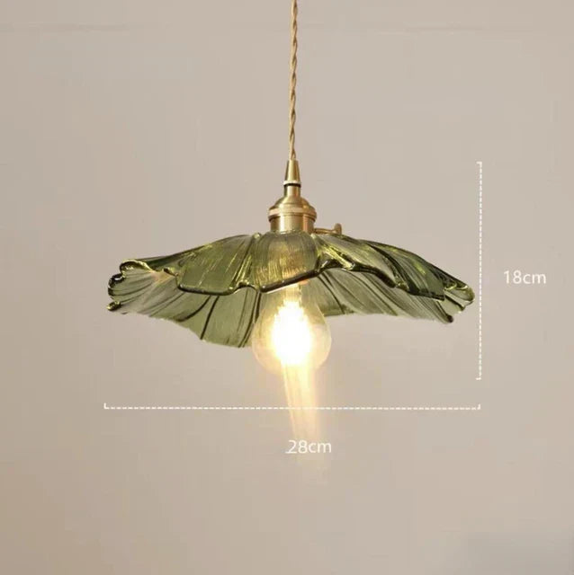 FloraLuxe | Élégante Lampe Suspendue en Verre Floral pour Salle à Manger 2