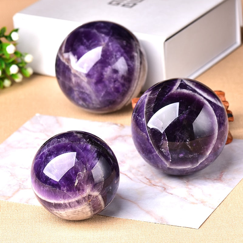 Amethyst Globe – Sphère Améthyste Énergique Intérieur