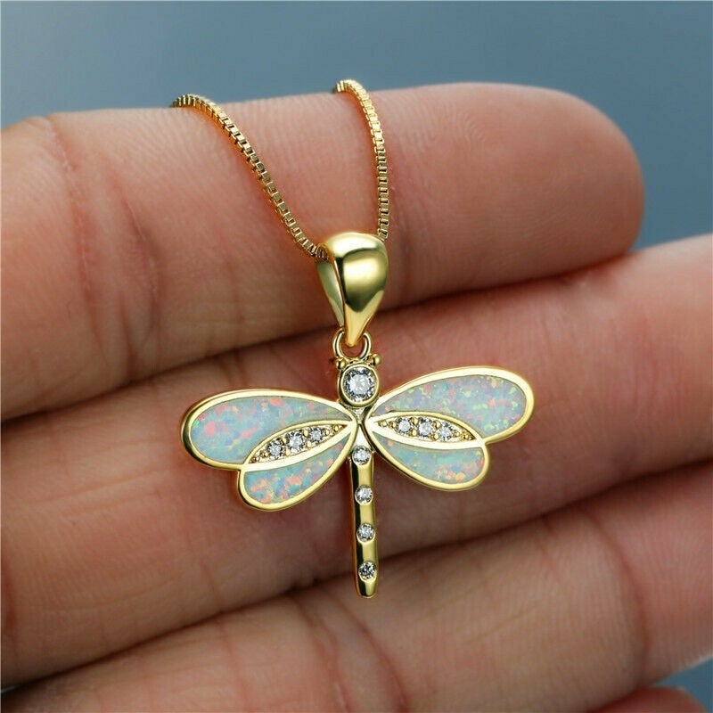 Aurielle - Collier libellule dorée opale élégant