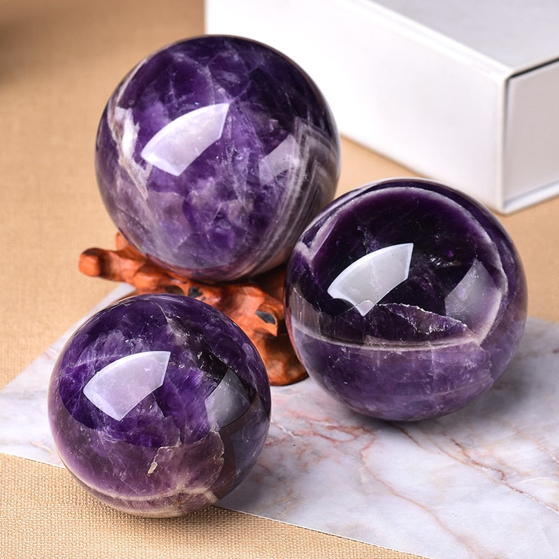 Amethyst Globe – Sphère Améthyste Énergique Intérieur