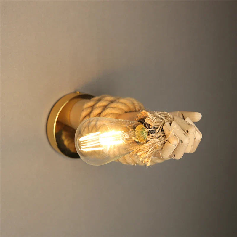 RetroHand - Lampe murale industrielle en corde en forme de main