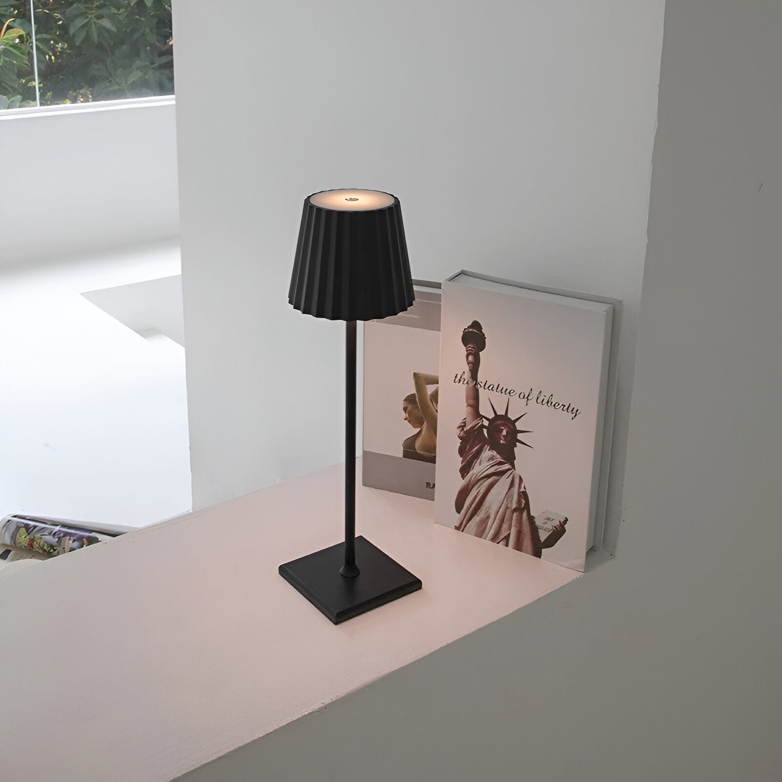 LichtElegant - Lampe de Table Sans Fil Élégante et Tactile
