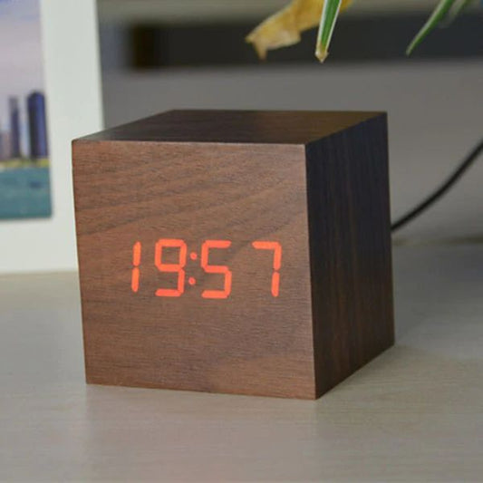 Horloge de Bureau Numérique Minimaliste en Bois de Bambou ? Design Élégant et Précision pour Votre Intérieur 0
