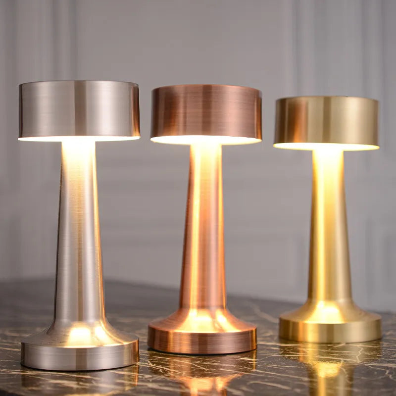SleekGlow - Lampe de Table Moderne Stylée Intérieur