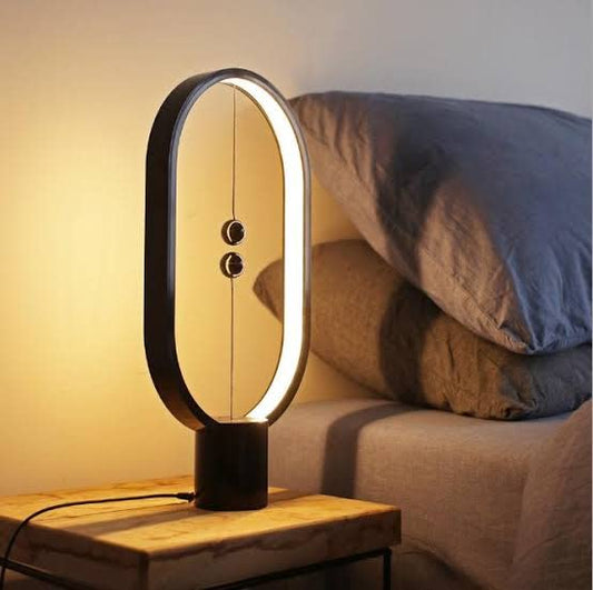 Lampe de Table en Bois de Hêtre LED avec Interrupteur Magnétique ? Éclairage Doux et Élégant pour Votre Intérieur 0