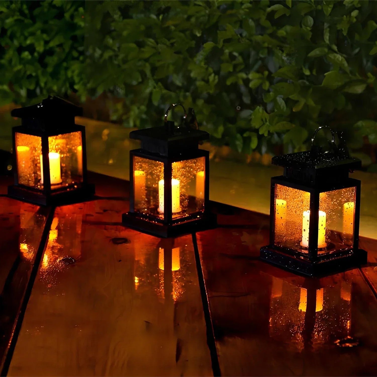 LumiNova | Élégante Lanterne Extérieure Résistante aux Intempéries 4