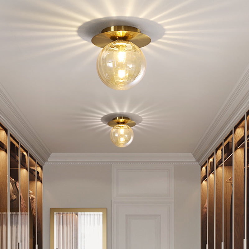 LumièreÉlégante | Chic Plafonnier Design en Verre Fumé Doré 1