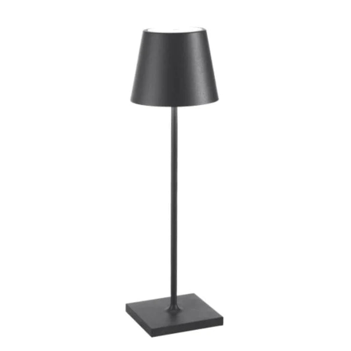 LumièreNordique | Élegante Lampe de Table Rechargeable Sans Fil en Aluminium 11