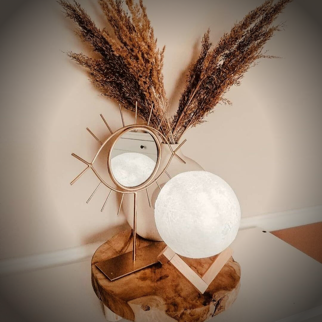 Lumière Lunaire | Lampe en 3D avec Commande Tactile et Support en Bois | Ambiance Apaisante pour Votre Intérieur 5