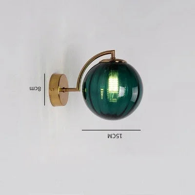 LuminaNordic | Élégante Applique Murale Design LED en Verre pour Chambre 8