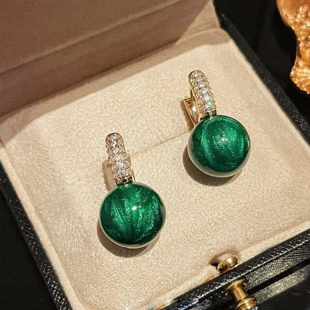 Alina - Boucles d'oreilles perle verte dorée