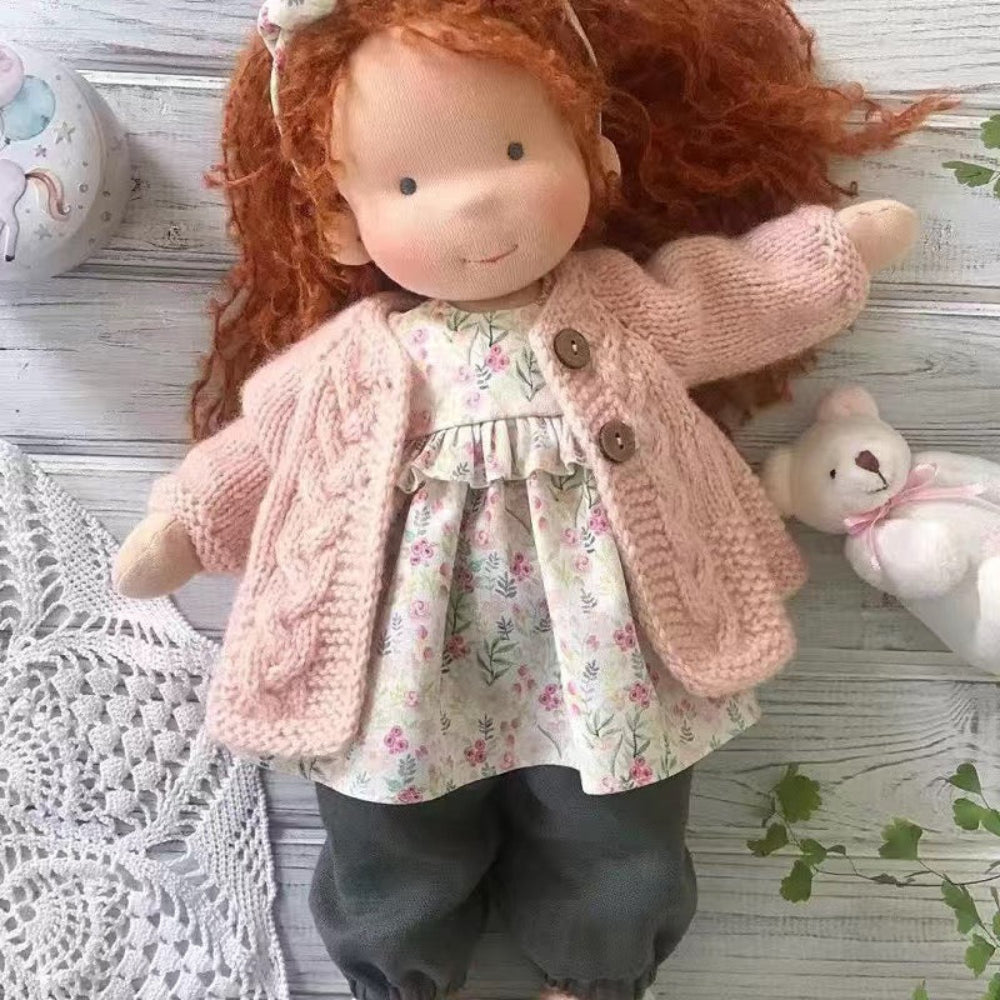 Poupée Waldorf | Poupée en Tissus Doux avec Visage Unique | Idéale pour le Jeu Imaginatif et Créatif 18