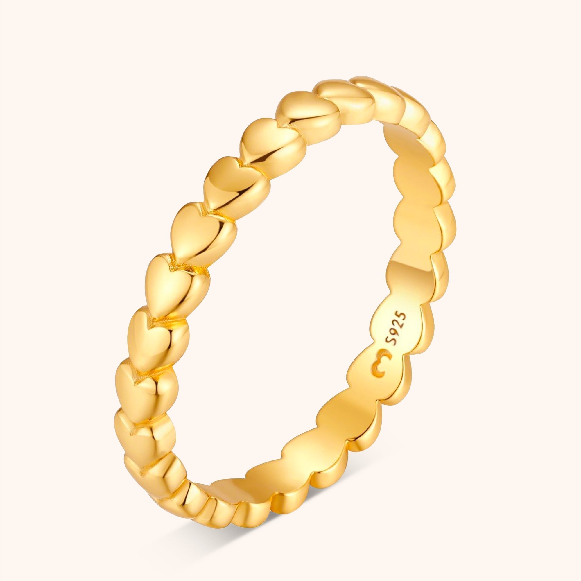 Aurora - Bague aux petits cœurs, romance et délicatesse