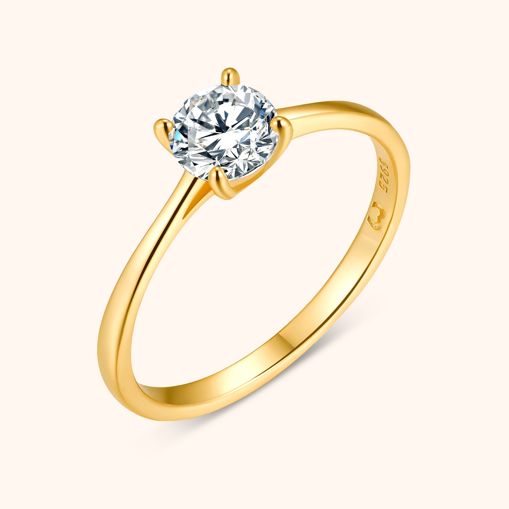 Elena - Bague solitaire en zircone à l'élégance classique