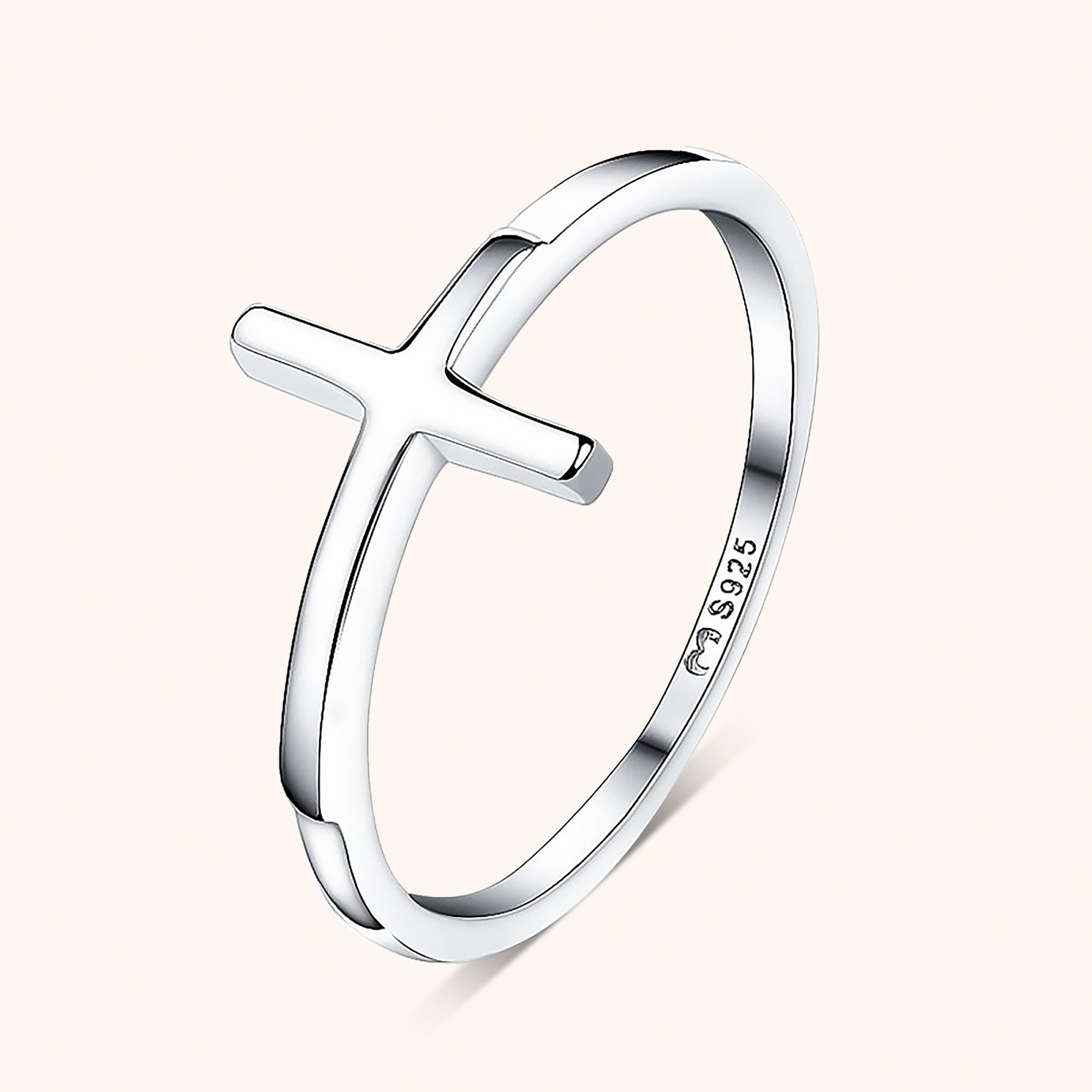 Amélie - Bague croix spirituelle en argent élégante